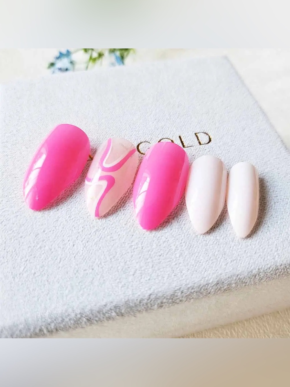 Hot Pink and White Combination Press On Nail Set